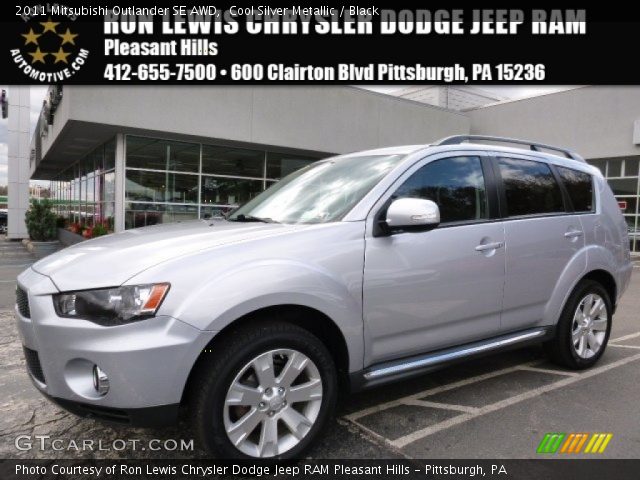 2011 Mitsubishi Outlander SE AWD in Cool Silver Metallic