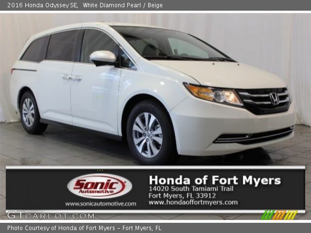 2016 Honda Odyssey SE in White Diamond Pearl