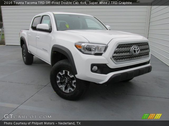 2016 Toyota Tacoma TRD Off-Road Double Cab 4x4 in Super White