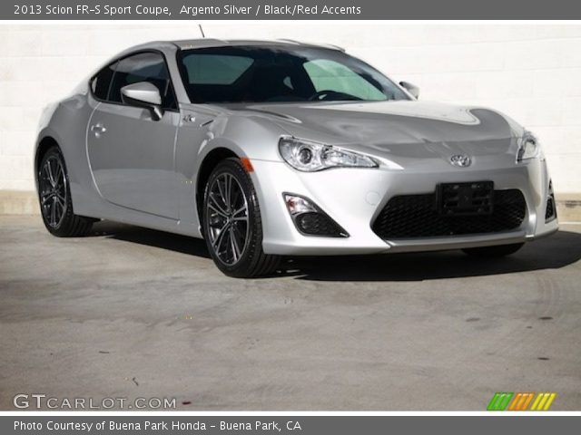 2013 Scion FR-S Sport Coupe in Argento Silver