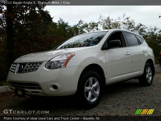 2010 Nissan Rogue S in Phantom White