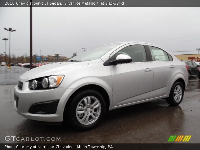 2016 Chevrolet Sonic LT Sedan in Silver Ice Metallic