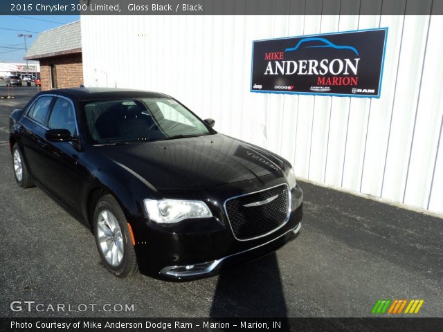2016 Chrysler 300 Limited in Gloss Black