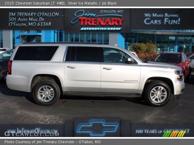 2015 Chevrolet Suburban LT 4WD in Silver Ice Metallic