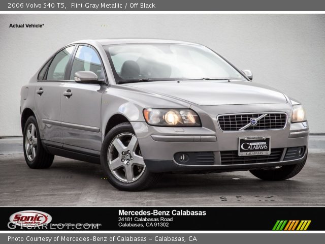 2006 Volvo S40 T5 in Flint Gray Metallic