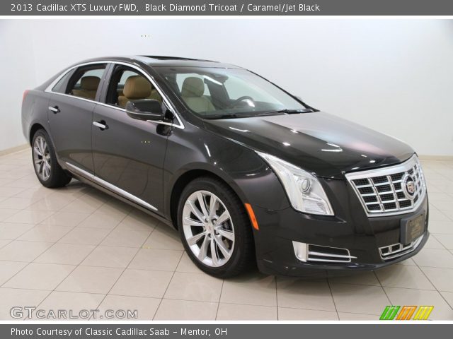 2013 Cadillac XTS Luxury FWD in Black Diamond Tricoat