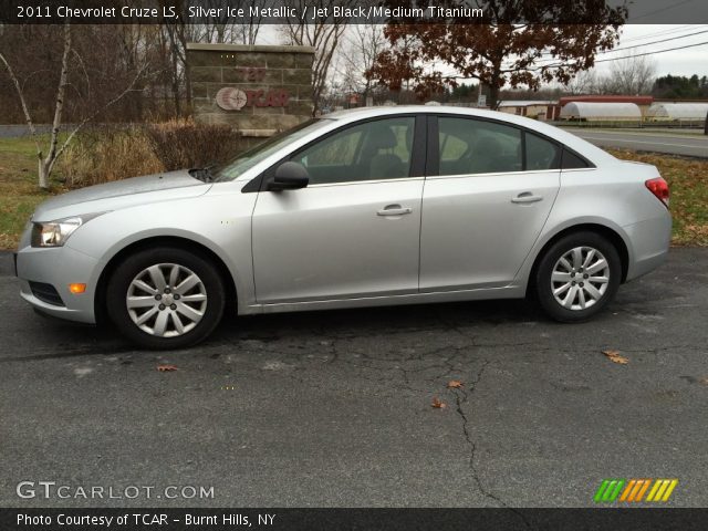 2011 Chevrolet Cruze LS in Silver Ice Metallic
