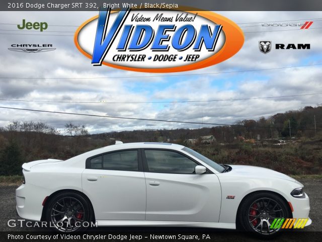 2016 Dodge Charger SRT 392 in Bright White