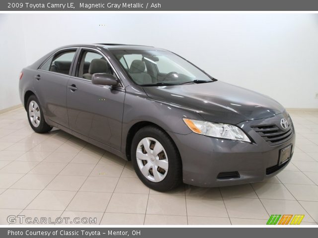 2009 Toyota Camry LE in Magnetic Gray Metallic