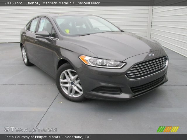 2016 Ford Fusion SE in Magnetic Metallic