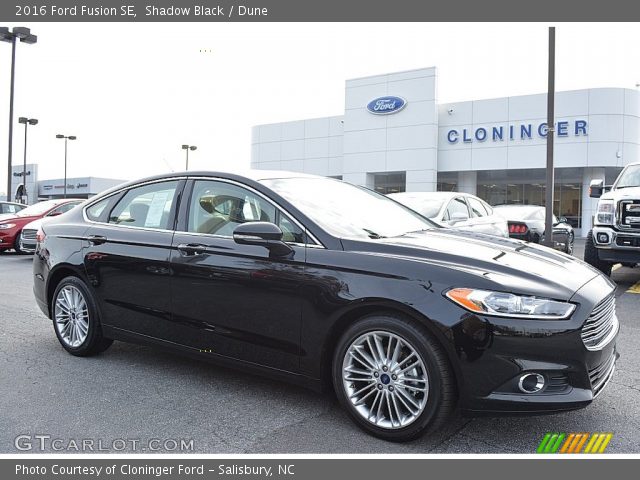 2016 Ford Fusion SE in Shadow Black