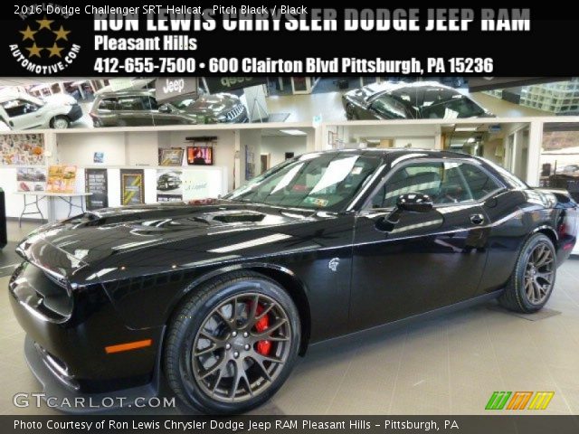 2016 Dodge Challenger SRT Hellcat in Pitch Black