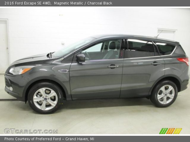 2016 Ford Escape SE 4WD in Magnetic Metallic