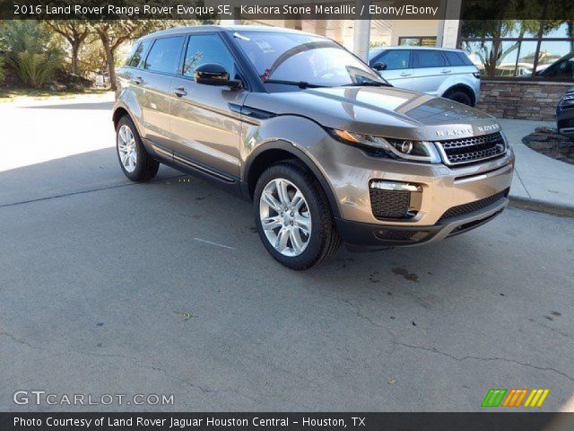 2016 Land Rover Range Rover Evoque SE in Kaikora Stone Metalllic