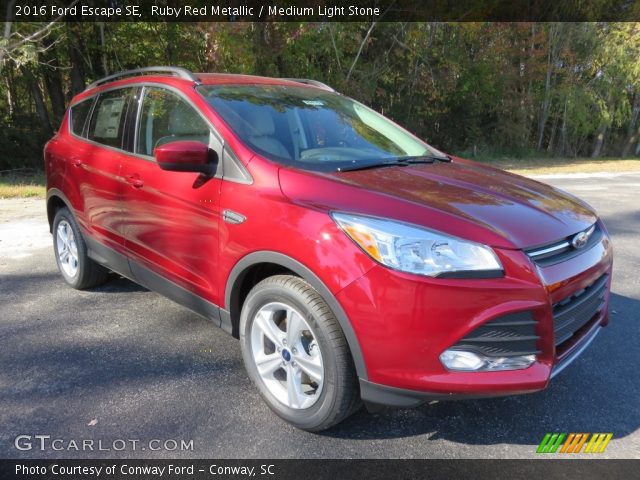 2016 Ford Escape SE in Ruby Red Metallic