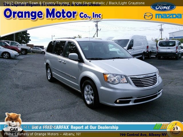 2012 Chrysler Town & Country Touring in Bright Silver Metallic