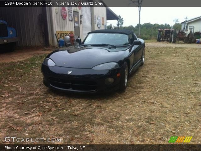 1994 Dodge Viper RT-10 in Viper Black