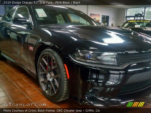 2016 Dodge Charger R/T Scat Pack in Pitch Black