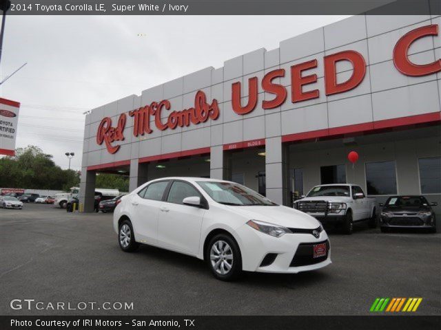 2014 Toyota Corolla LE in Super White