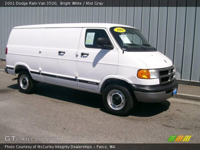 2001 Dodge Ram Van 3500 in Bright White