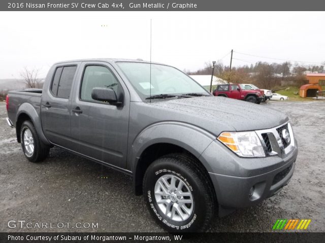 2016 Nissan Frontier SV Crew Cab 4x4 in Gun Metallic