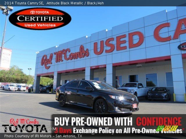 2014 Toyota Camry SE in Attitude Black Metallic