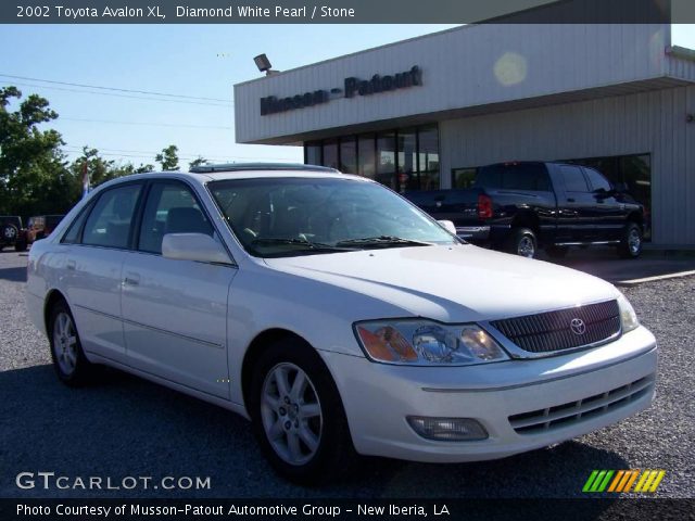 2002 Toyota Avalon XL in Diamond White Pearl