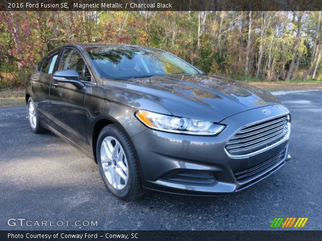2016 Ford Fusion SE in Magnetic Metallic