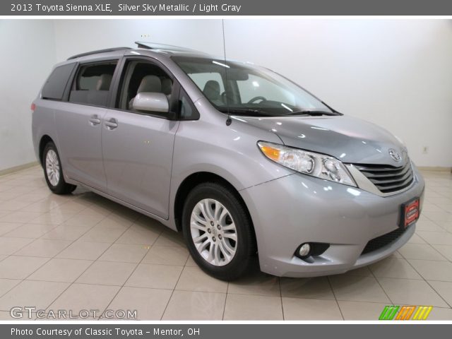 2013 Toyota Sienna XLE in Silver Sky Metallic