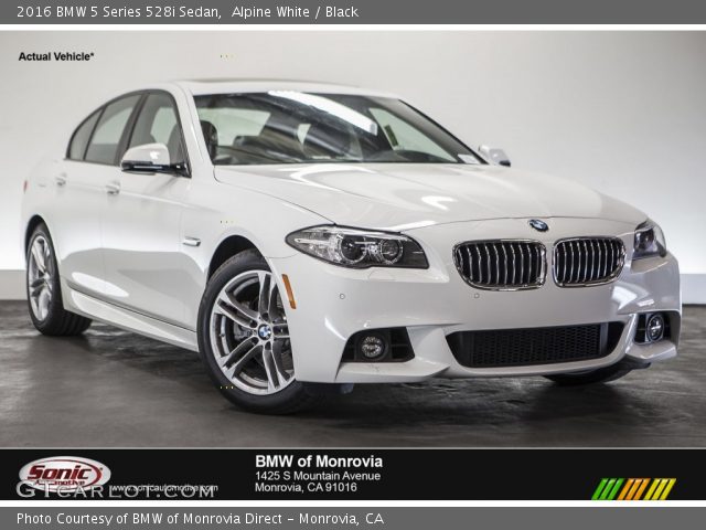 2016 BMW 5 Series 528i Sedan in Alpine White