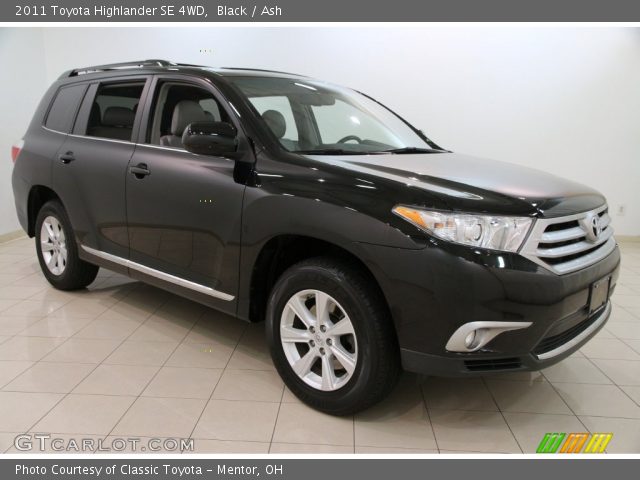 2011 Toyota Highlander SE 4WD in Black