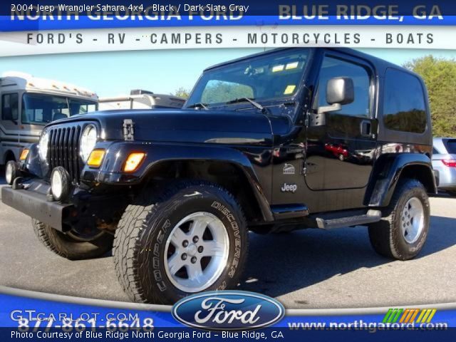 2004 Jeep Wrangler Sahara 4x4 in Black