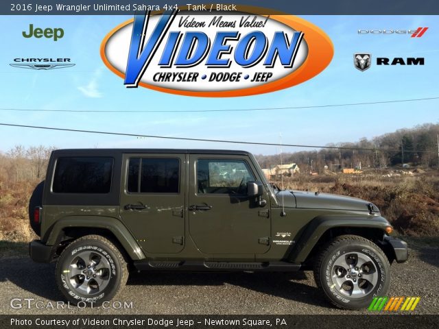 2016 Jeep Wrangler Unlimited Sahara 4x4 in Tank