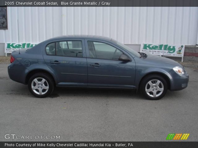 2005 Chevrolet Cobalt Sedan in Blue Granite Metallic