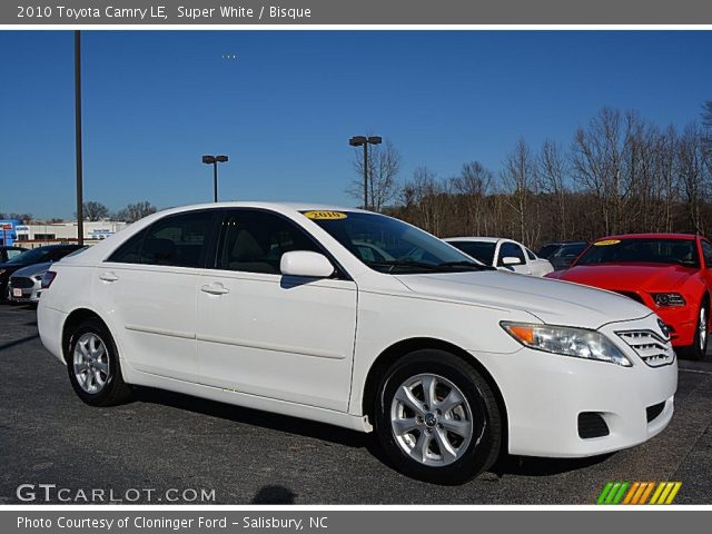 2010 Toyota Camry LE in Super White