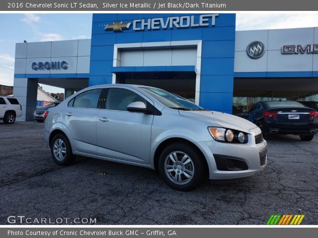 2016 Chevrolet Sonic LT Sedan in Silver Ice Metallic