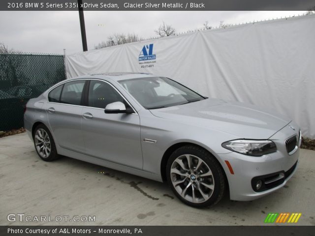 2016 BMW 5 Series 535i xDrive Sedan in Glacier Silver Metallic