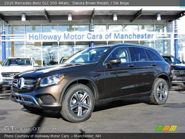 2016 Mercedes-Benz GLC 300 4Matic in Dakota Brown Metallic