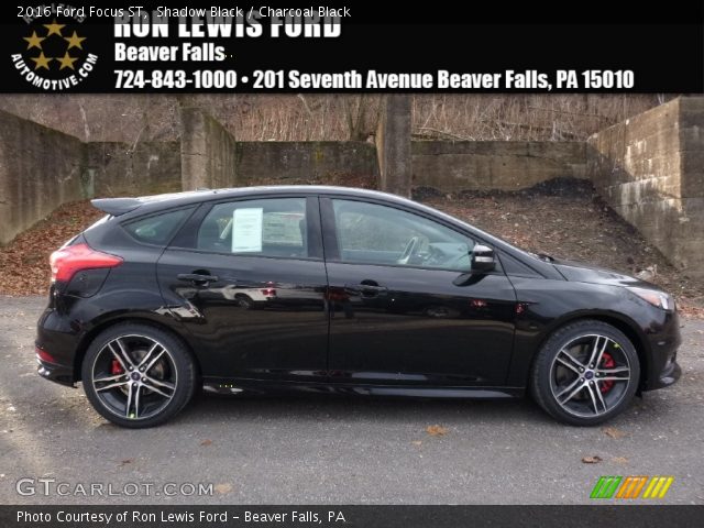 2016 Ford Focus ST in Shadow Black
