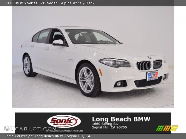 2016 BMW 5 Series 528i Sedan in Alpine White