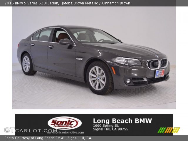 2016 BMW 5 Series 528i Sedan in Jotoba Brown Metallic