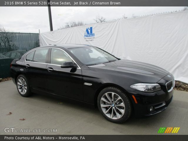 2016 BMW 5 Series 528i xDrive Sedan in Jet Black