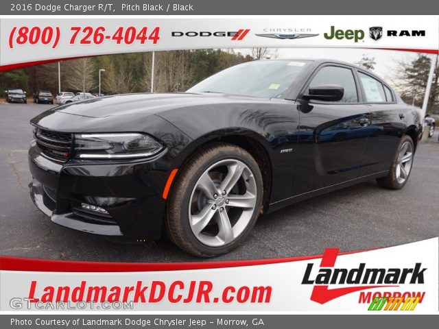 2016 Dodge Charger R/T in Pitch Black