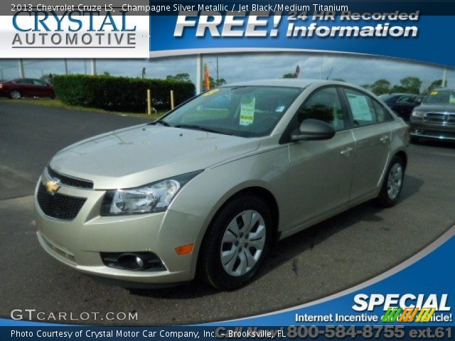 2013 Chevrolet Cruze LS in Champagne Silver Metallic
