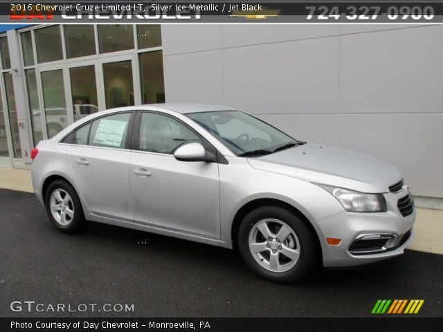 2016 Chevrolet Cruze Limited LT in Silver Ice Metallic