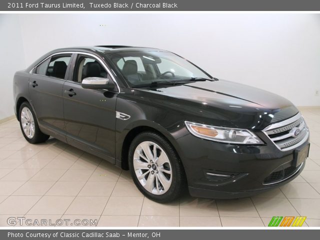 2011 Ford Taurus Limited in Tuxedo Black
