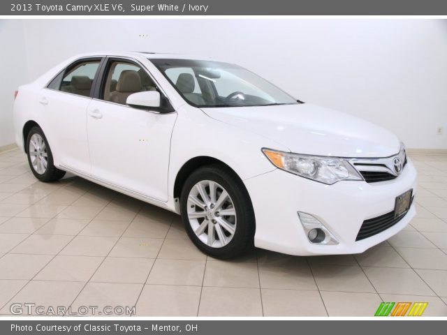 2013 Toyota Camry XLE V6 in Super White