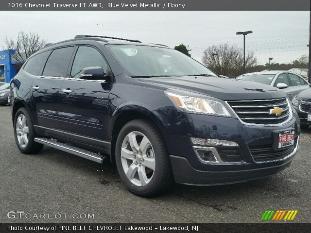 2016 Chevrolet Traverse LT AWD in Blue Velvet Metallic