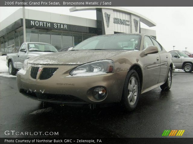 2006 Pontiac Grand Prix Sedan in Bronzestone Metallic