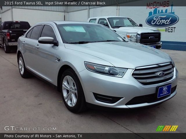 2015 Ford Taurus SEL in Ingot Silver Metallic